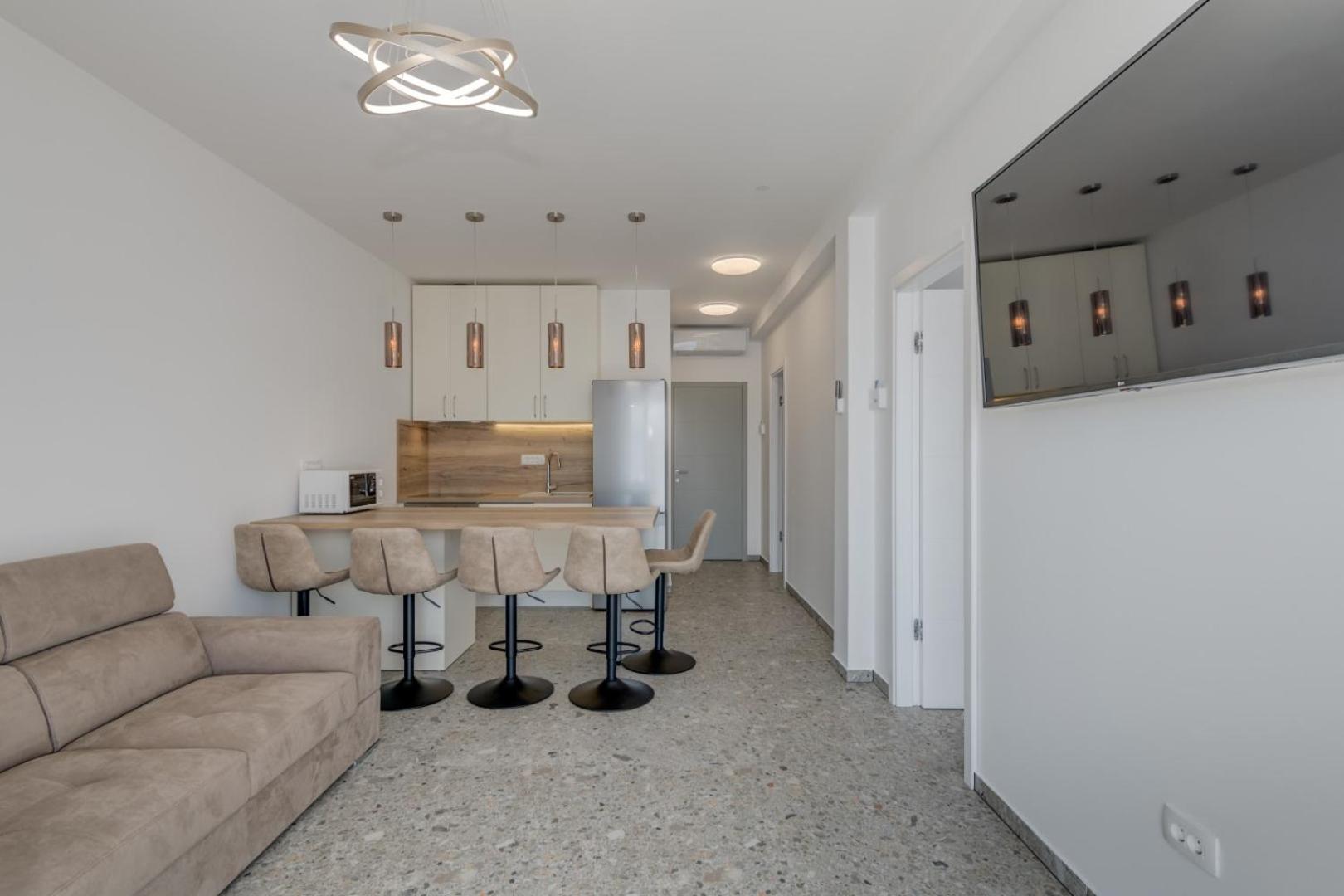 Deluxe Seaview Villa Kennedy III Mimice Eksteriør bilde